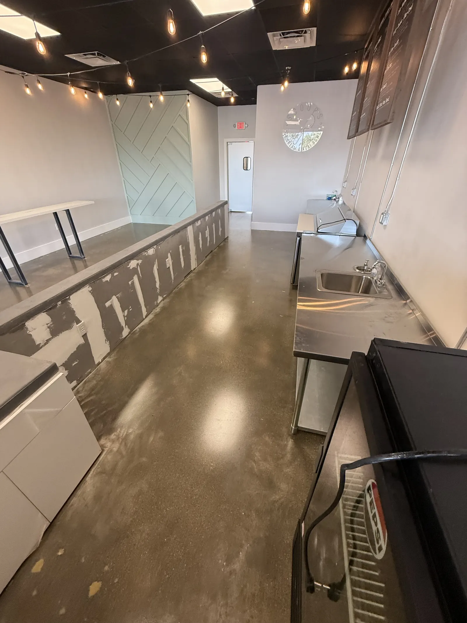 Restaurant service counter clear epoxy floor Naples FL - food safe commercial flooring